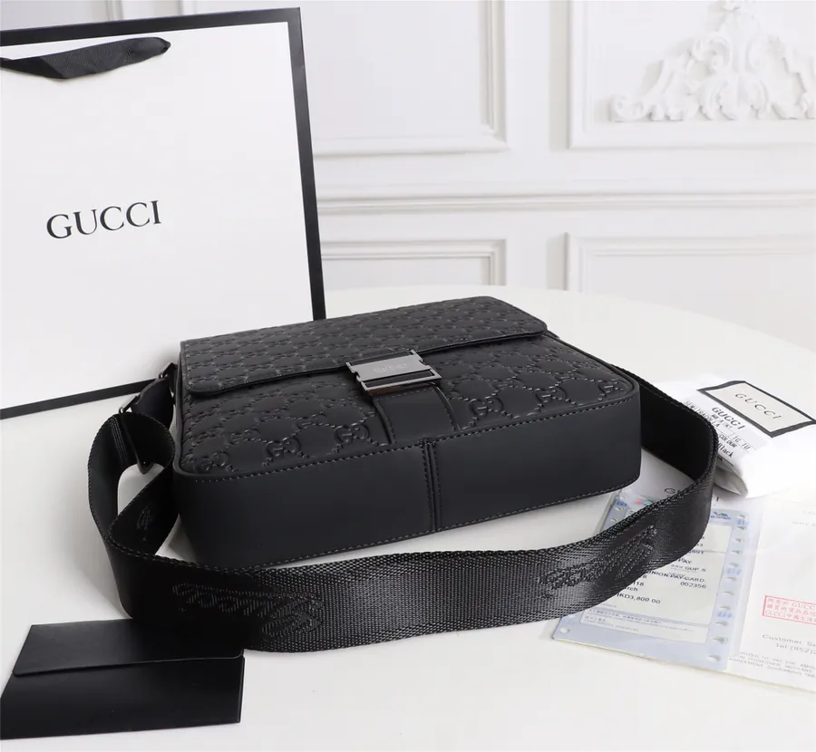 Gucci Original Model 33061 2 Premium Flip Top Mail Bag