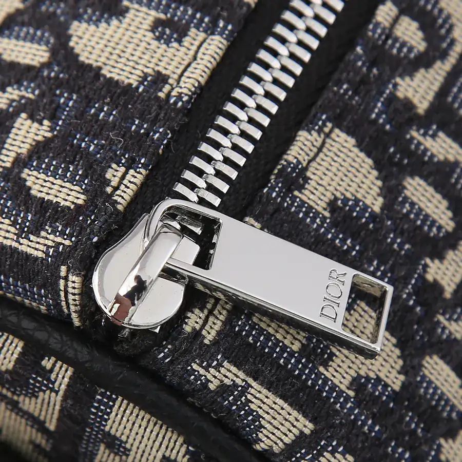 Roller Oblique Men's Shoulder Bag with Box