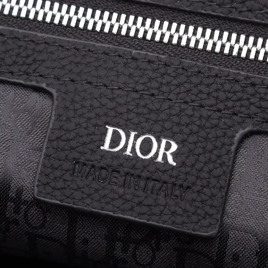 Dior Bucket Bag with Internal Chip Original Quality