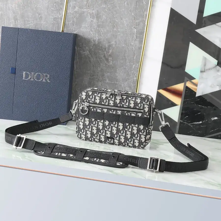 Safari Oblique Print Shoulder Bag