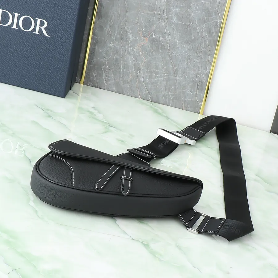 Saddle Men's Crossbody Bag Black Grained Leather
