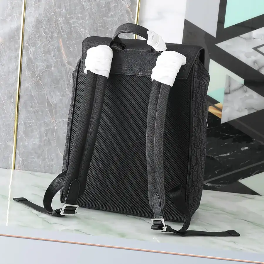 Dior Oblique Men's Shoulder Bag with Dual Strap