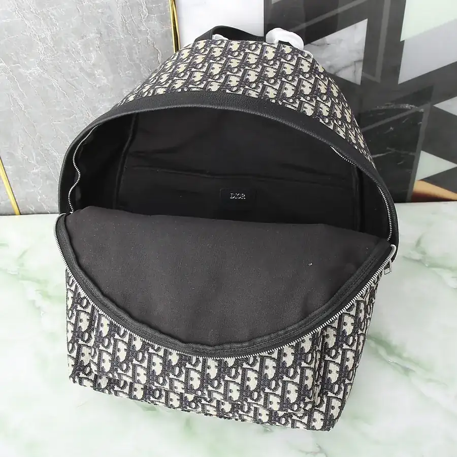 Men's OBLIQUE Backpack with Grained Calfskin Trim
