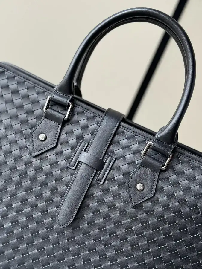 BV Handmade Bucket Bag Premium Leather, Stylish Design