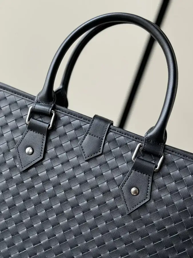 BV Handmade Bucket Bag Premium Leather, Stylish Design