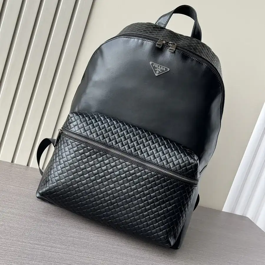 Prada Premium Shoulder Bag 6957 Size, Black