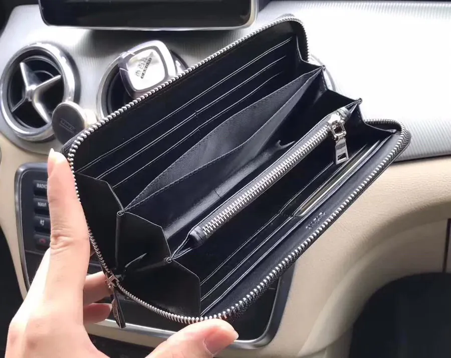Gucci Small Zip Wallet