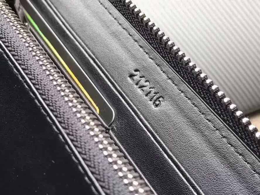 Gucci Small Zip Wallet