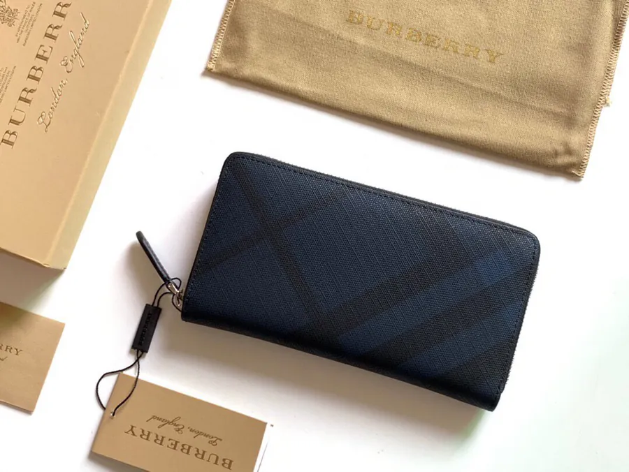 Burberry Men's Wallet 53705 Blue