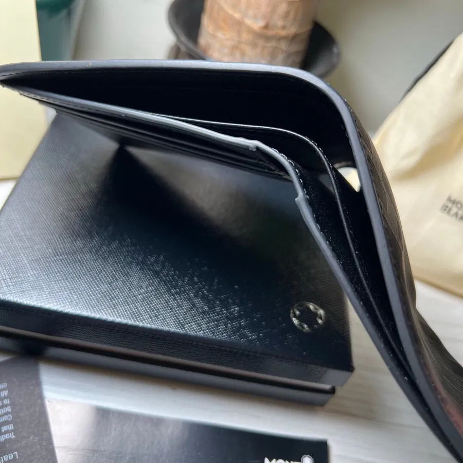 Montblanc Fashion 3.0 Series 6 Compartment Wallet