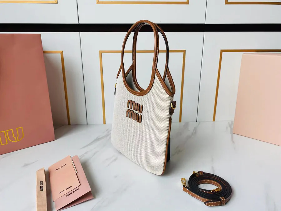 Miu New Mini Tote Bag Retro Style, Practical and Stylish