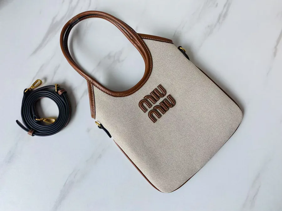 Miu New Mini Tote Bag Retro Style, Practical and Stylish