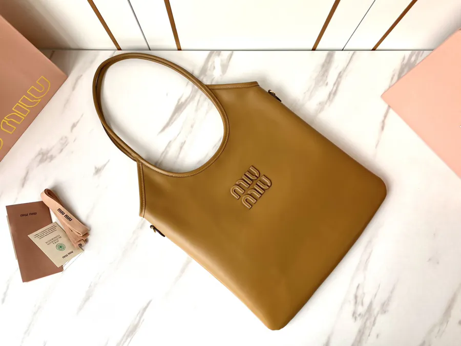 Miu New Iseshi Limited Tote in Grained Calfskin