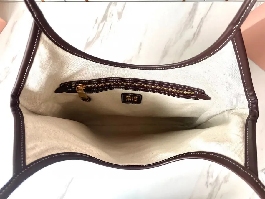 Miu New Isetan Limited Tote Bag in Grained Calfskin