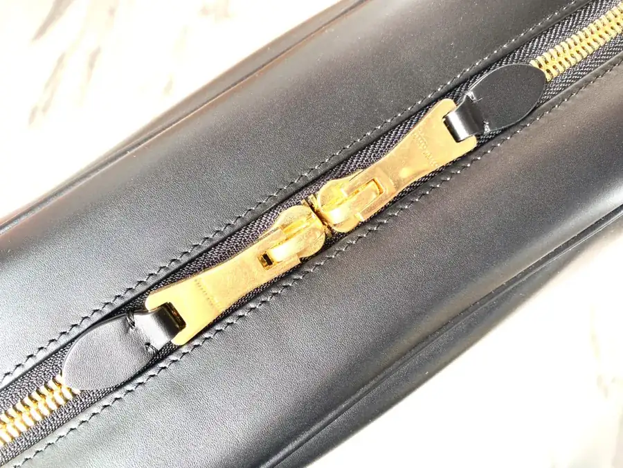 Beau Handbag Premium Hardware and Original Leather
