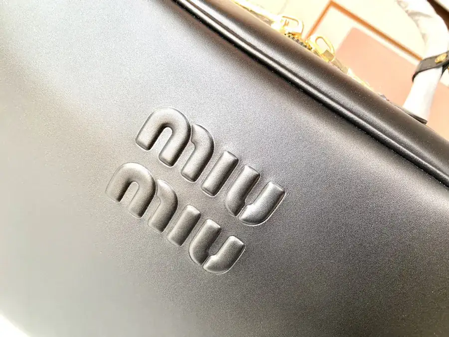 Beau Handbag Premium Hardware and Original Leather