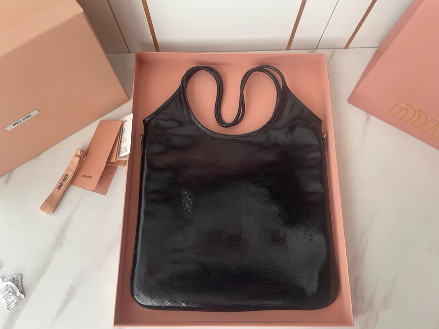 IVY Naplak Glossy Sheepskin Tote