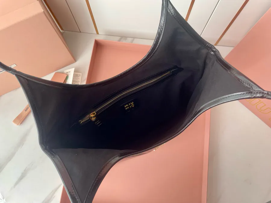 IVY Naplak Glossy Sheepskin Tote