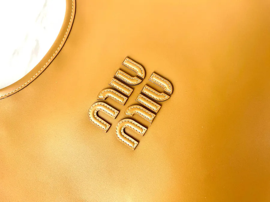 Miu New Isetan Limited Tote Bag in Caramel