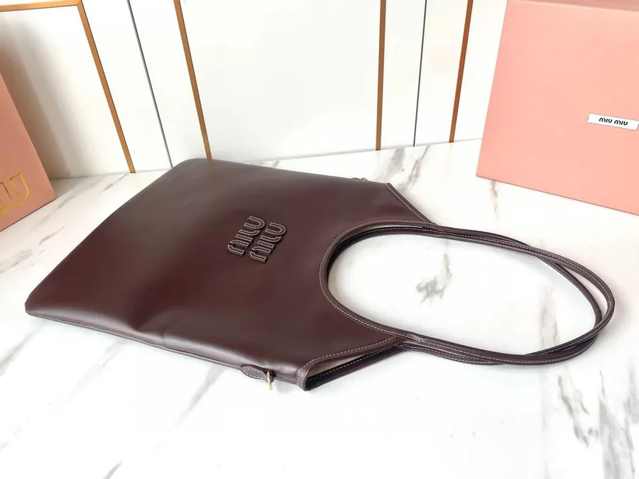 Miu New Isetan Limited Tote in Grained Calfskin