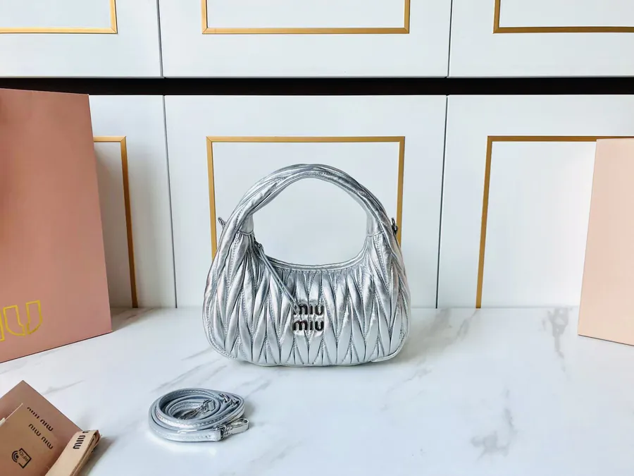 MiuWander Handbag with Matelasse Texture