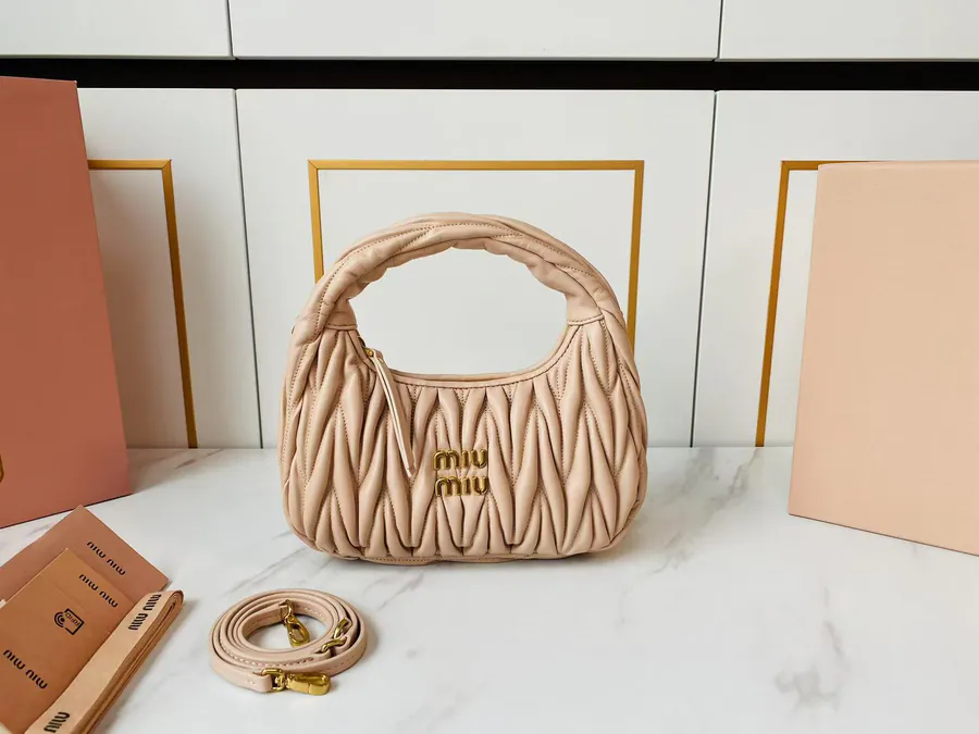MiuWander Handbag with Matelasse Texture
