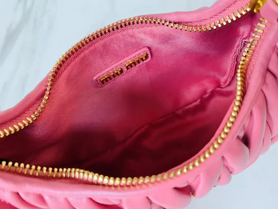 MiuWander Handbag with Matelasse Texture