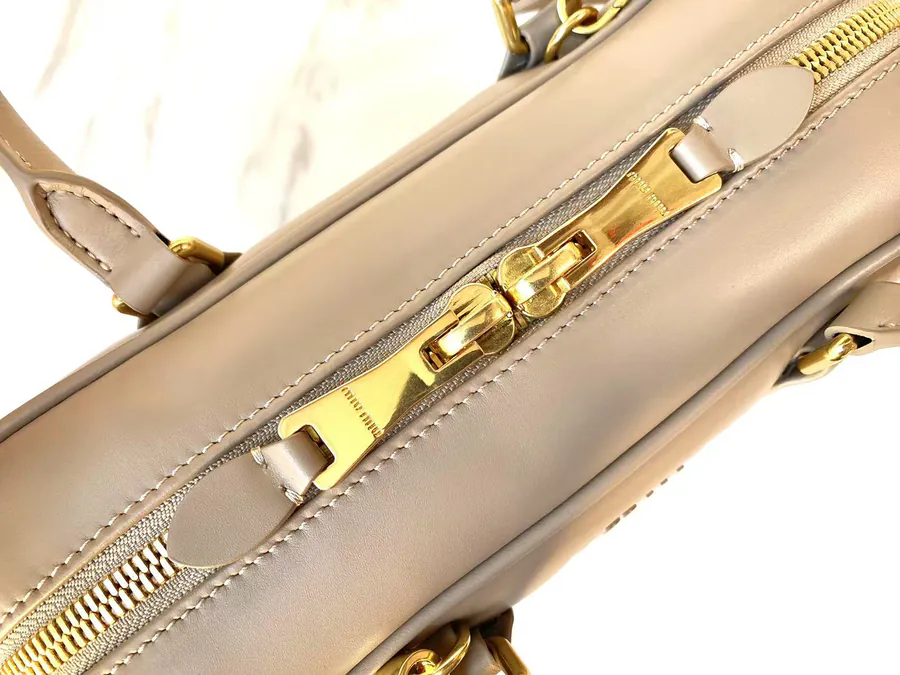 Arcadie Leather Tote in Caramel Color