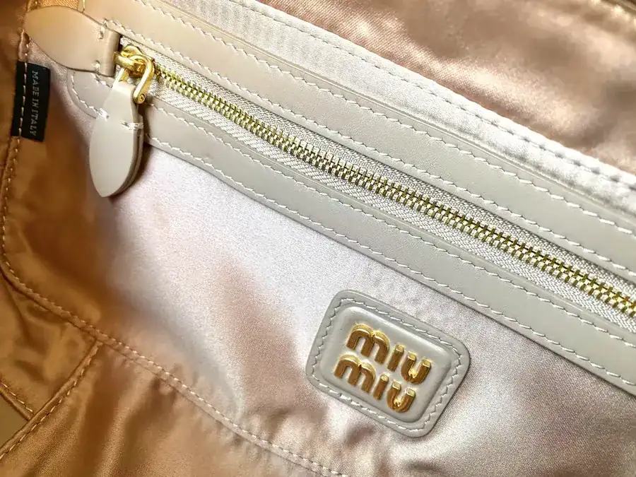 Arcadie Leather Tote in Caramel Color