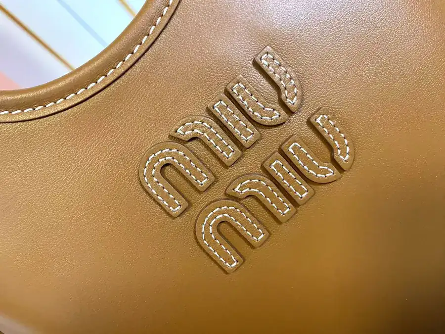 Miu Miu Mini Tote Bag 5BA281