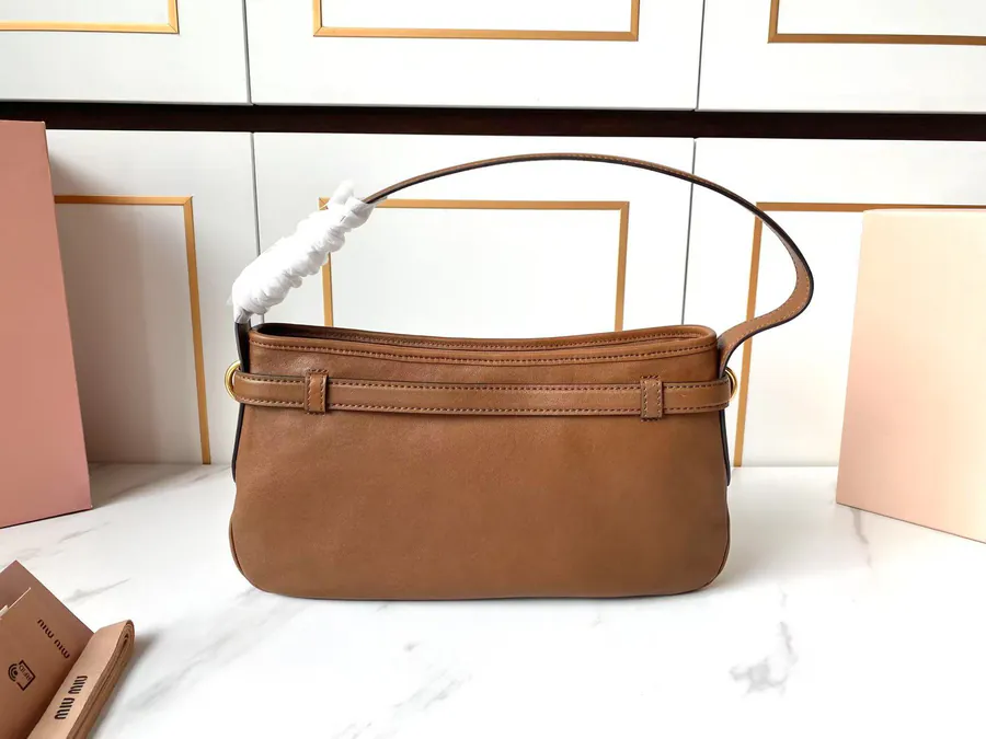 Aventure Leather Crossbody Bag Vintage Inspired, Grained Calfskin