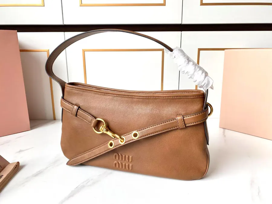 Aventure Leather Crossbody Bag Vintage Inspired, Grained Calfskin