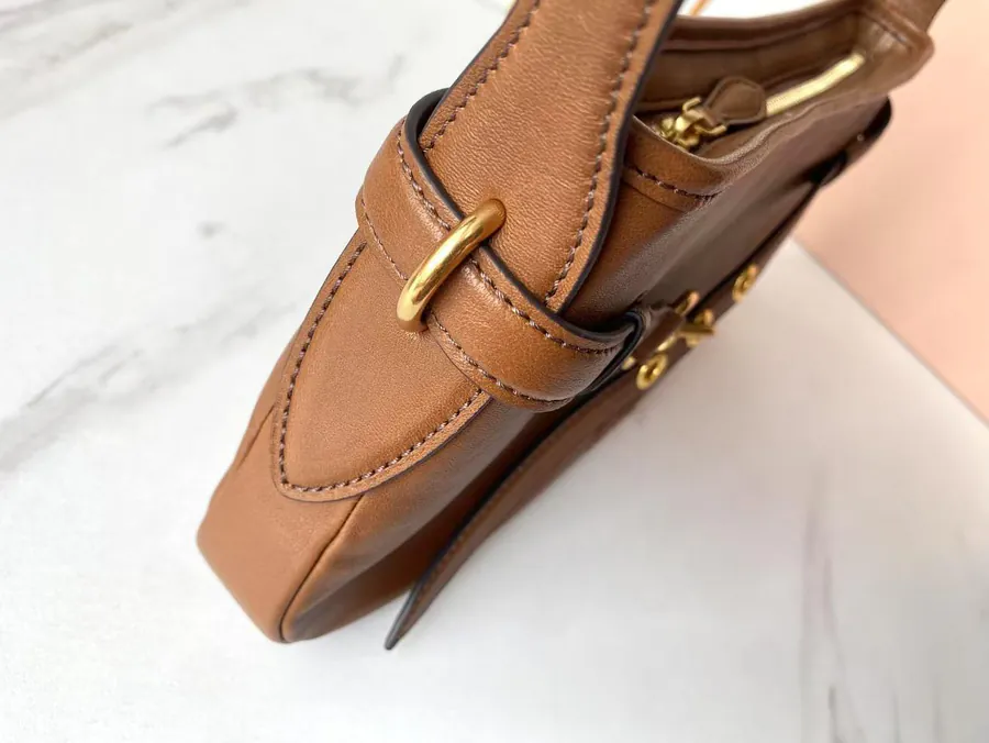 Aventure Leather Crossbody Bag Vintage Inspired, Grained Calfskin