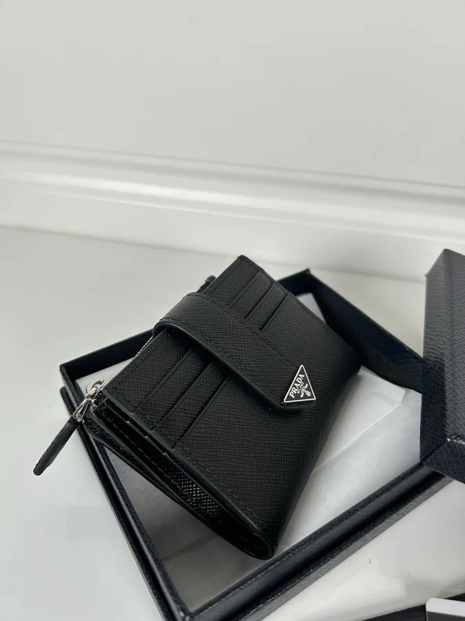 P House Latest Triangle Micro Logo Card Case