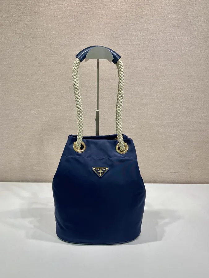 New Bucket Bag 1BE082 Runway Collection