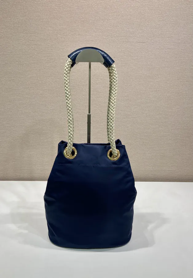 New Bucket Bag 1BE082 Runway Collection