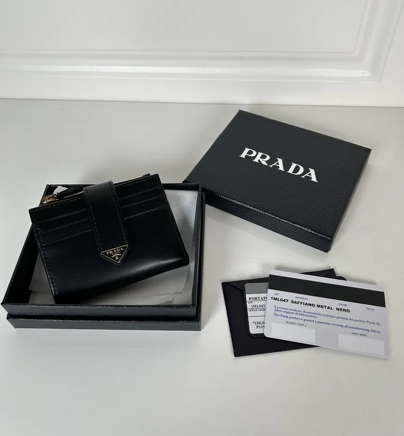 P Brand Saffiano Card Case Premium First Leather, Minimalist Design