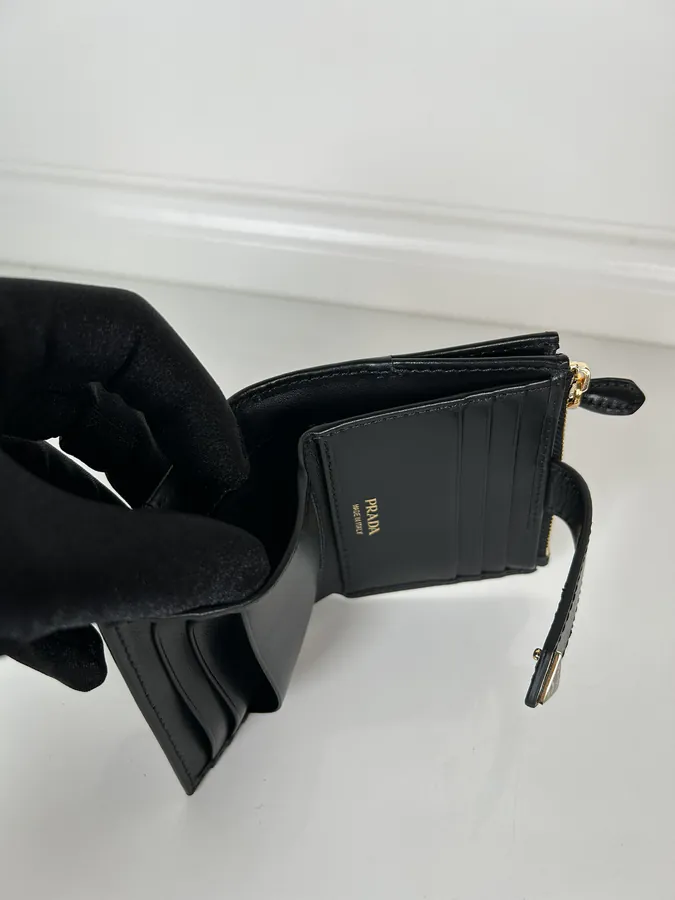 P Brand Saffiano Card Case Premium First Leather, Minimalist Design