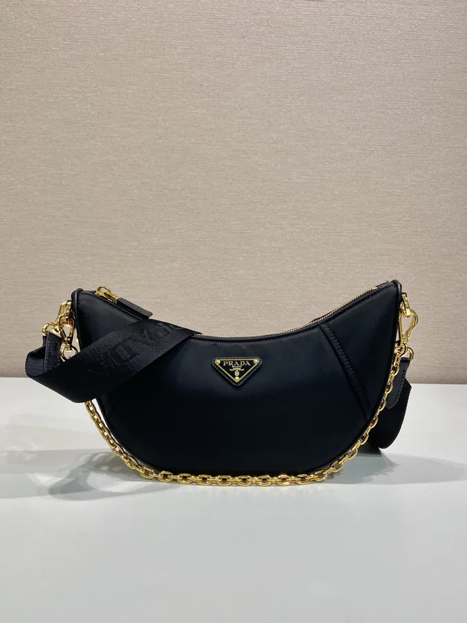 Re Nylon Moon Bag Versatile Design
