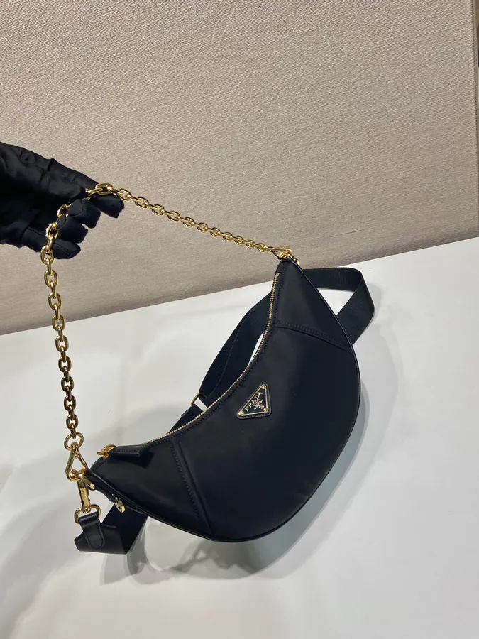 Re Nylon Moon Bag Versatile Design