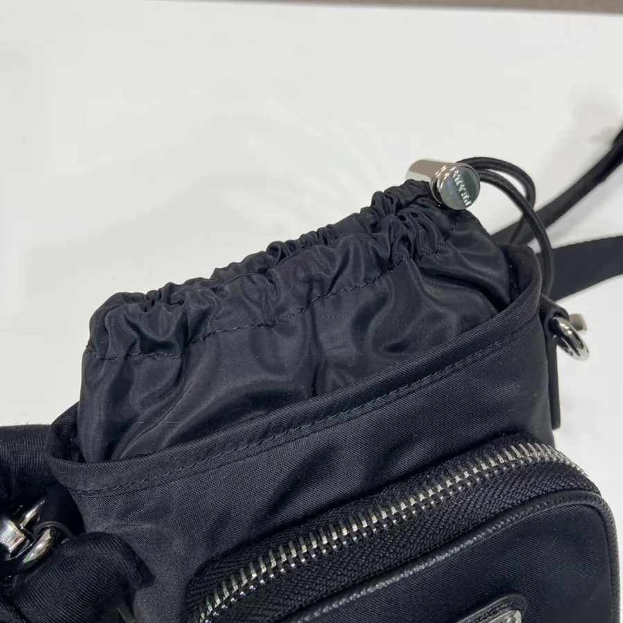 New Shell Bag with Modern Urban Style