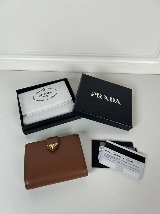 P House Latest Triangle Logo Mini Wallet