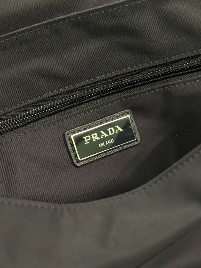 Re Nylon Postman Bag (Small)