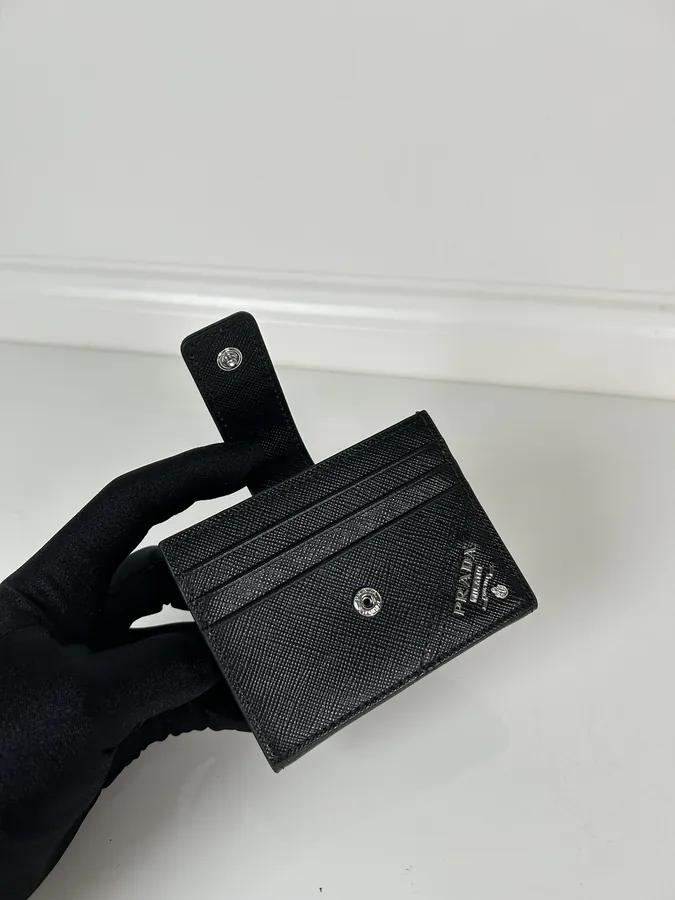P House New Triangular Micro Logo Card Holder
