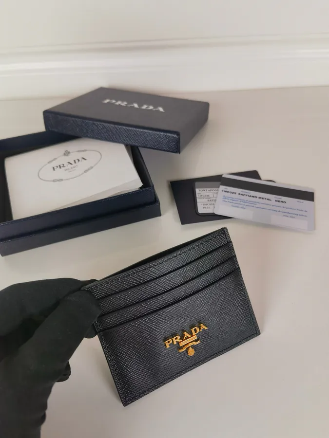 P Brand Unisex Mini Card Wallet Black
