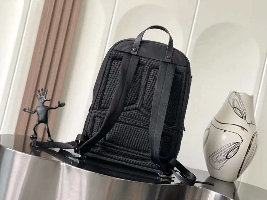 ADA 2VE048 Backpack