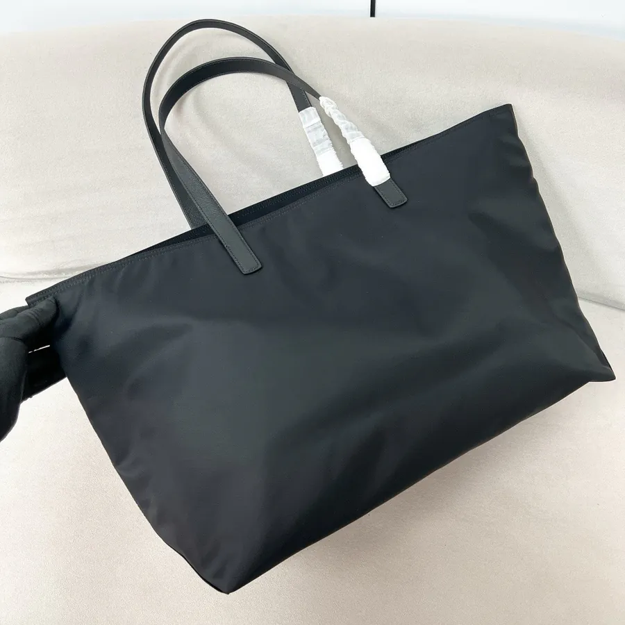 2024 Re Edition 1978 Nylon Tote Bag 1BG527