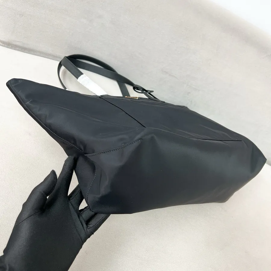 2024 Re Edition 1978 Nylon Tote Bag 1BG527