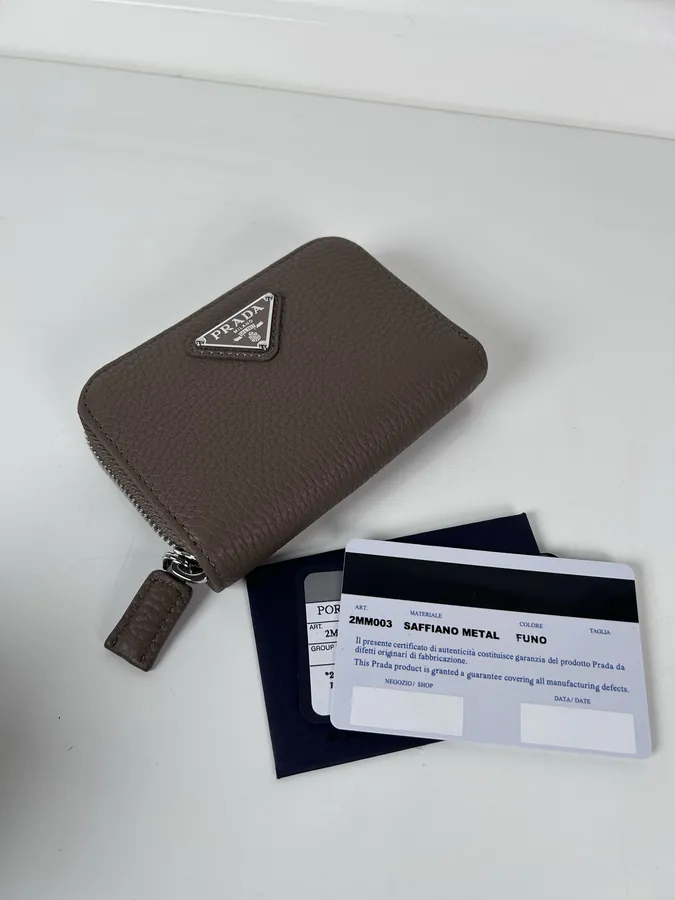 P Brand Grained Leather Wallet with Zip Design