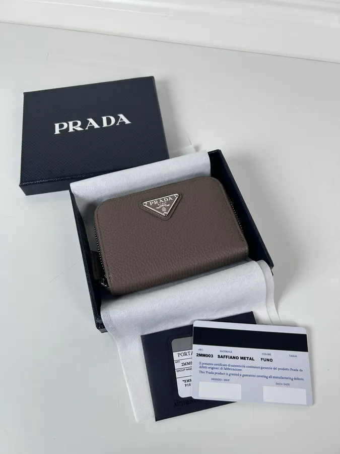 P Brand Grained Leather Wallet with Zip Design